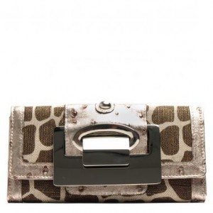 giraffe-print-canvas-wallet