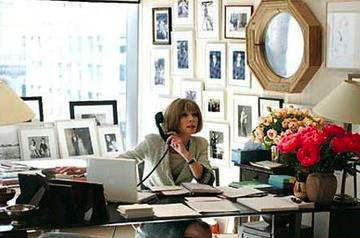 anna wintour in her vogue office
