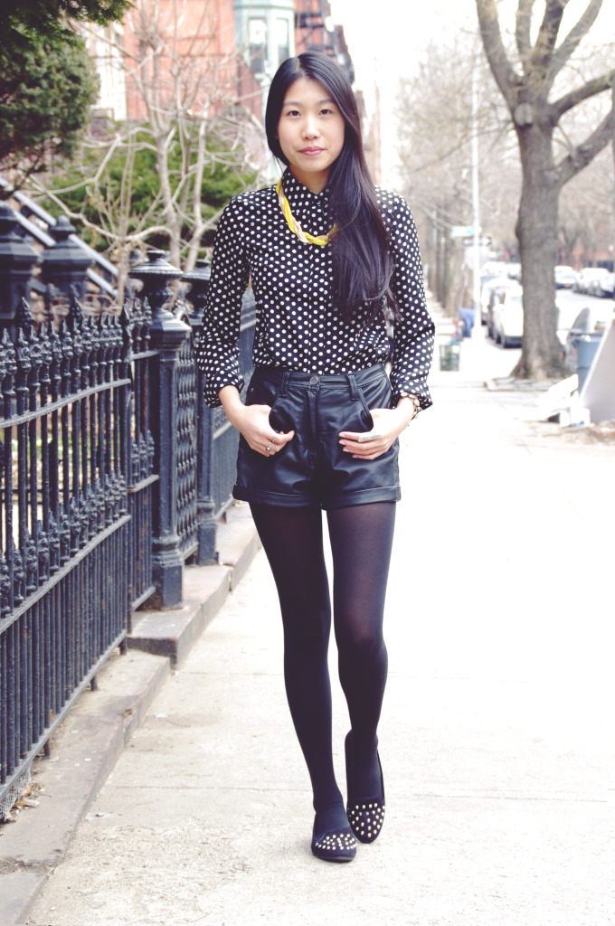 College Style Staple - Chic Flats