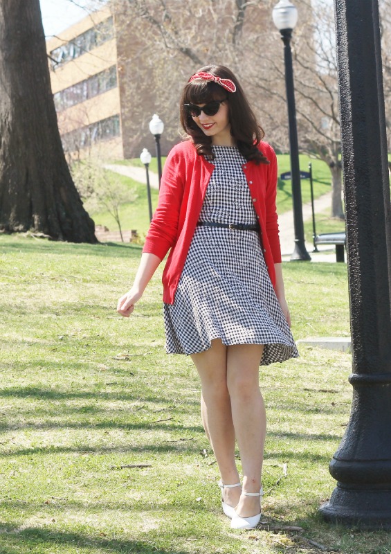 Retro Mary Janes - HHU Outfit Inspiration