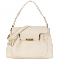 Elliot Satchel